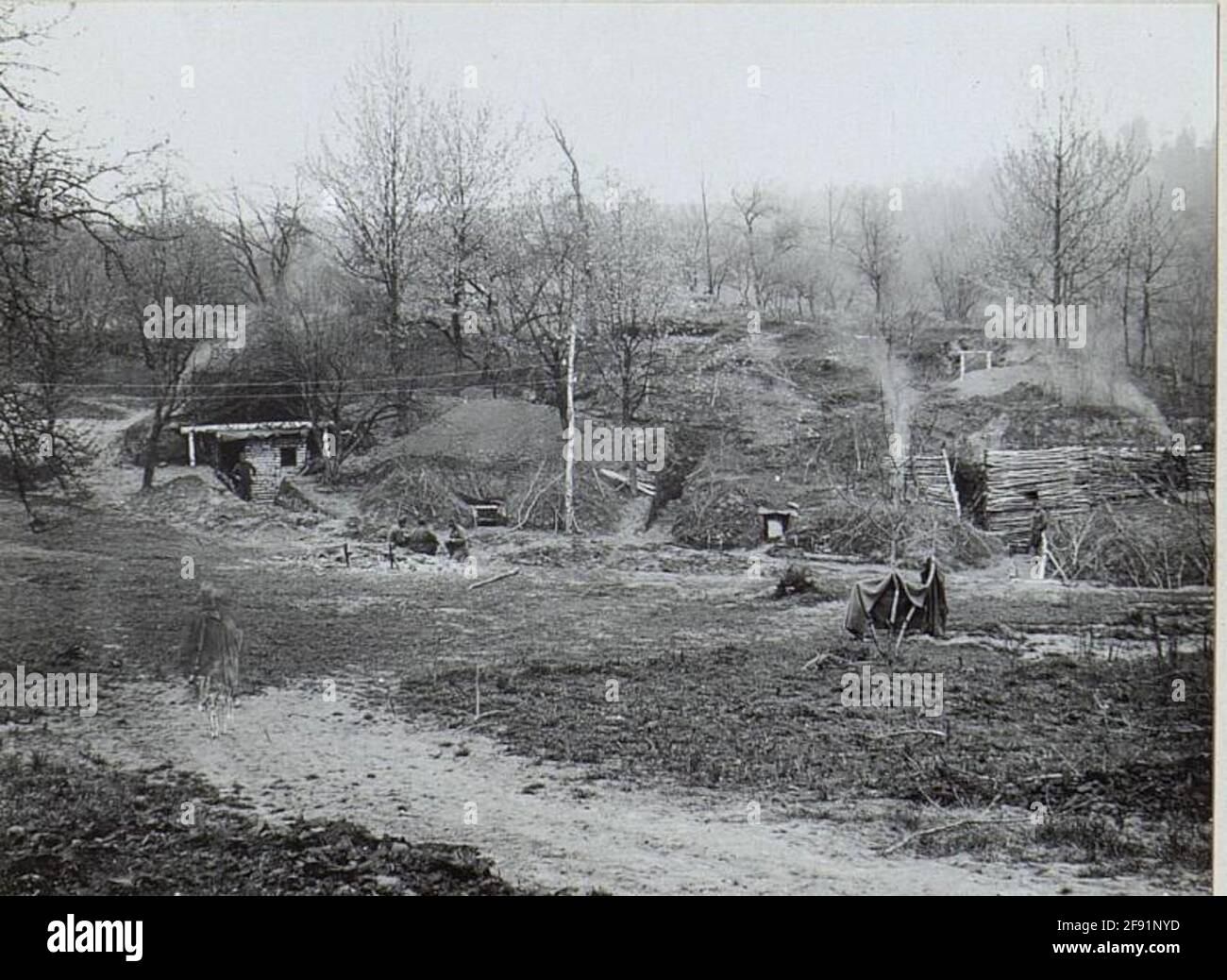 Wartime archives 1914 hi-res stock photography and images - Alamy
