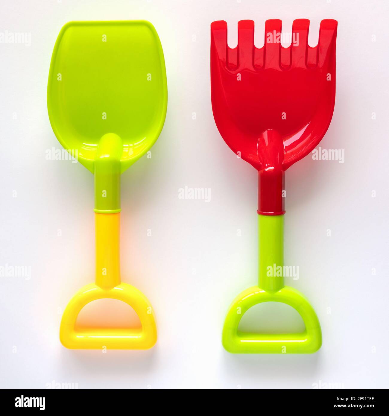 Toy sand rake hires stock photography and images Alamy