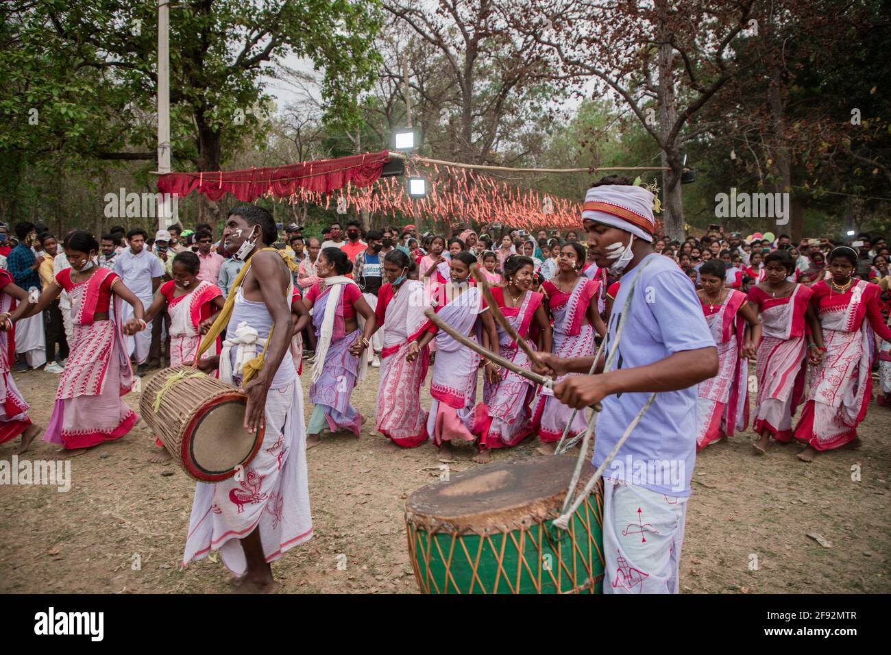 Sarhul Festival Celebrated Amidst Covid 19 Pandemic By Tribes In 