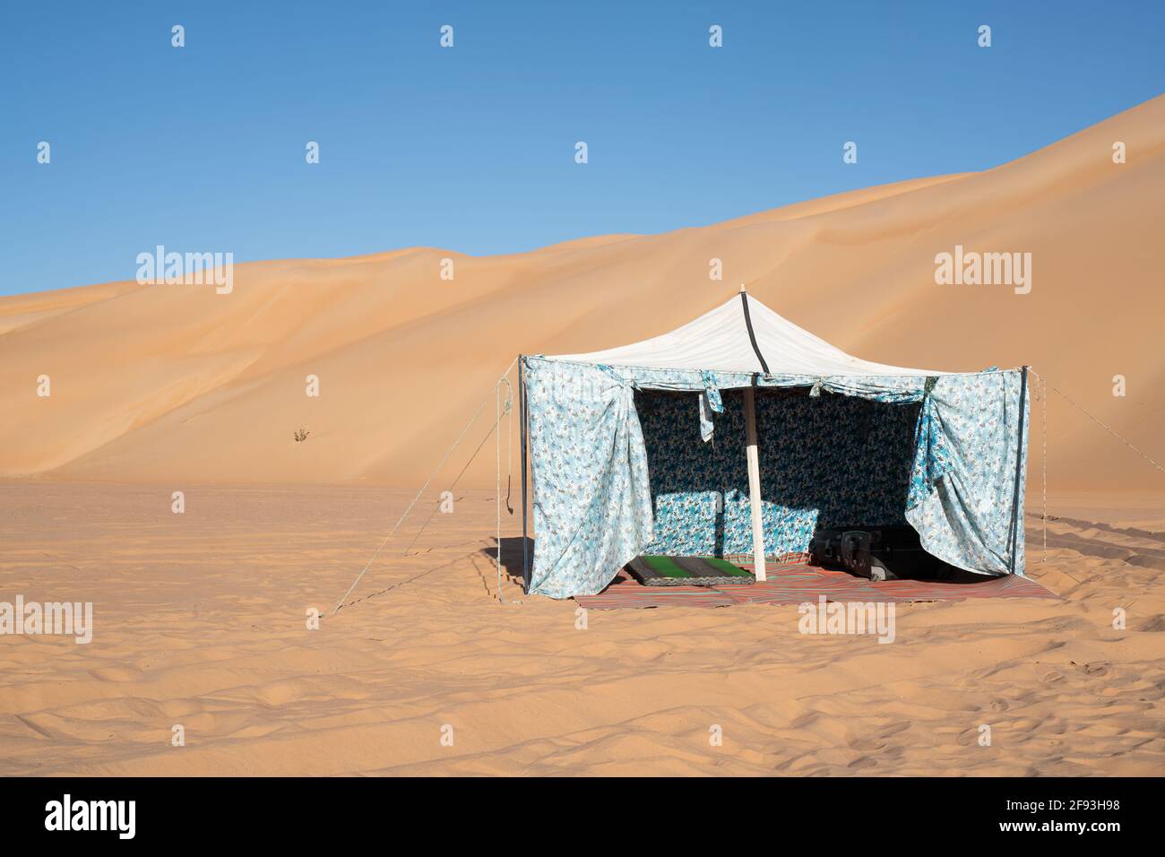 Tent in the Sahara desert Stock Photo