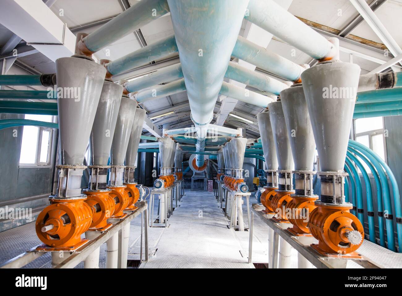 Flour hopper hires stock photography and images Alamy
