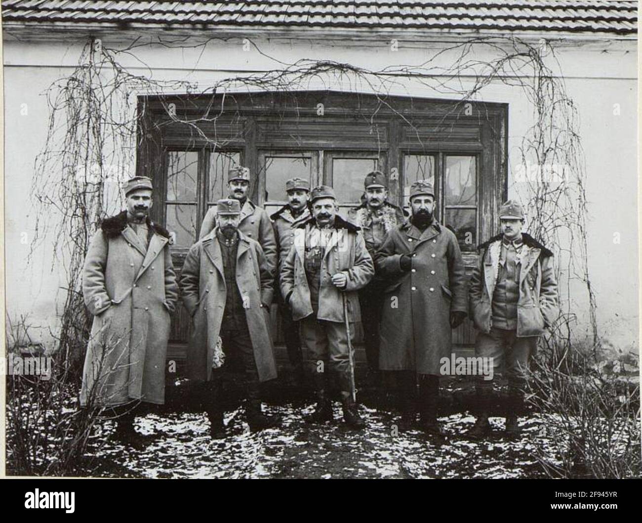 Historical warfare images hi-res stock photography and images - Alamy