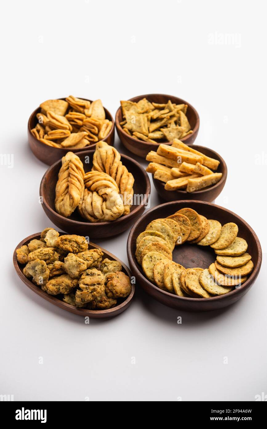 Tea Time Mathafi Mathri or Mathiya in group. It's a popular Indian tea time snack Stock ...