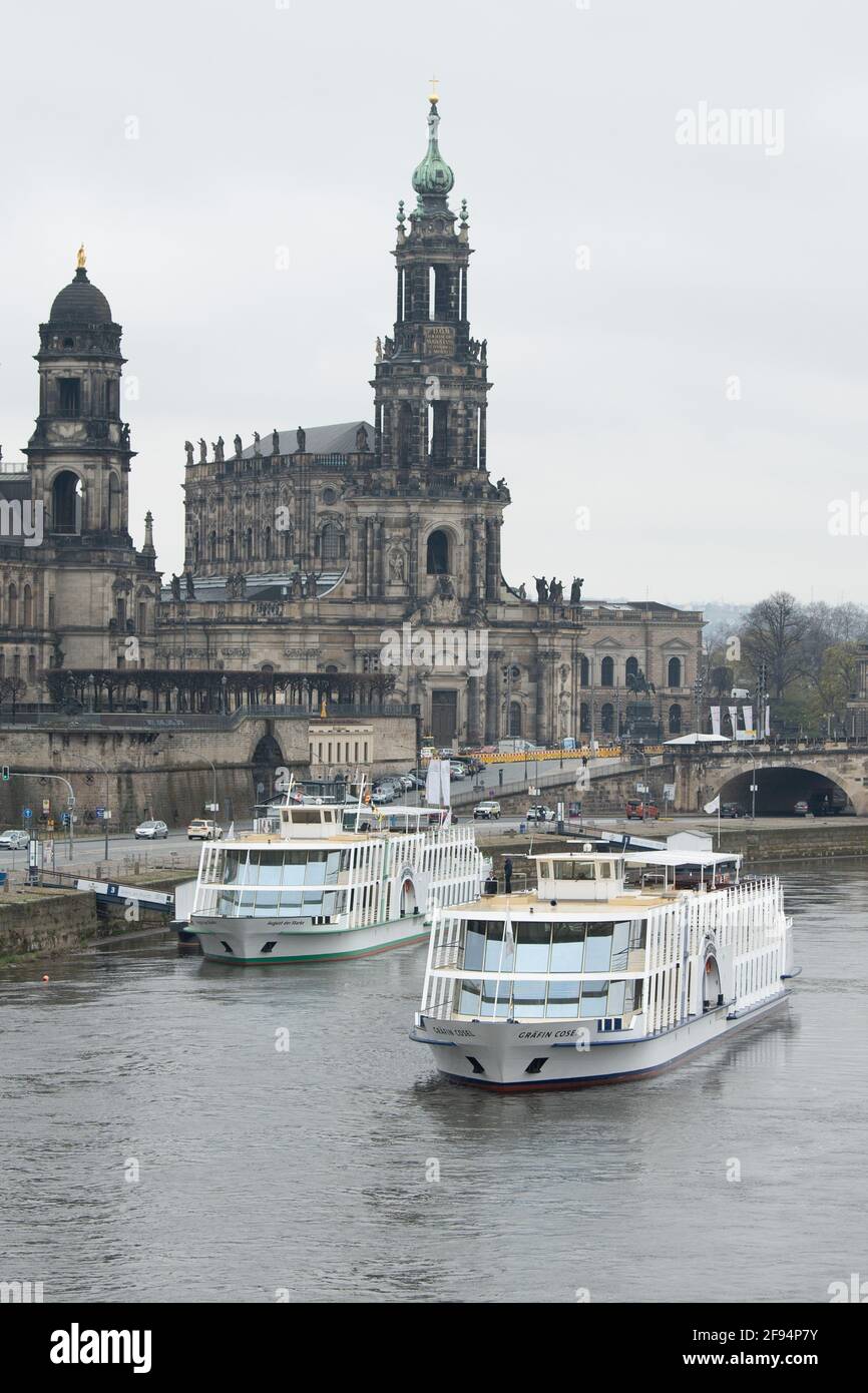 Dresden, Germany. 16th Apr, 2021. The salon ship 'Gräfin Cosel' of Sächsische Dampfschifffahrt GmbH (SDS) sails on the Elbe against the backdrop of the Old Town. A total of two ships from the Sächsische Dampfschifffahrt fleet are temporarily being used as public transport between Dresden and Pillnitz. Credit: Sebastian Kahnert/dpa-Zentralbild/dpa/Alamy Live News Stock Photo