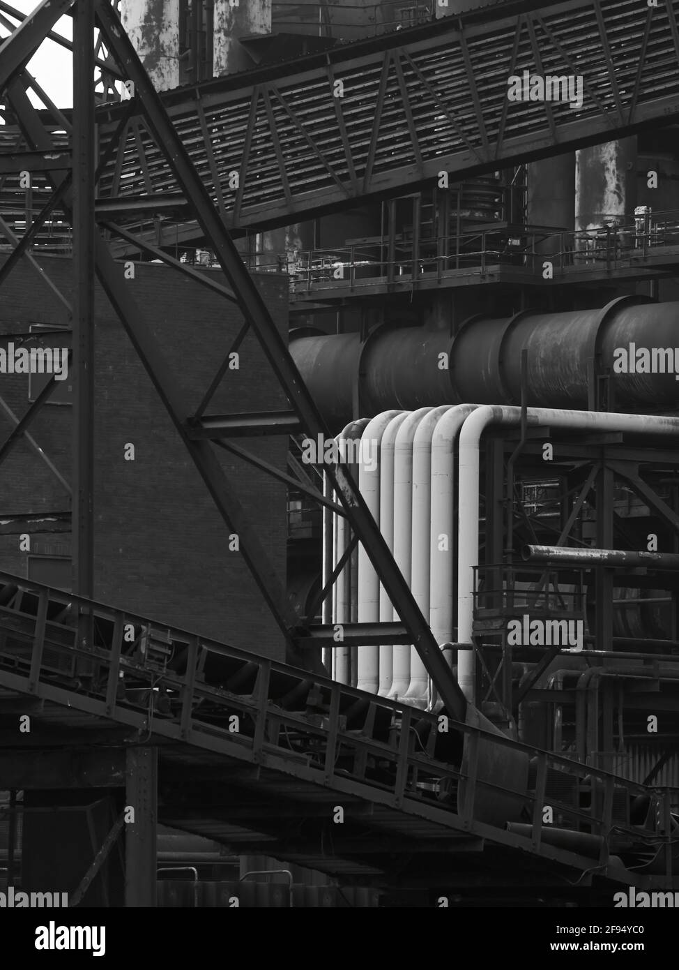 Industrial complex pipes hi-res stock photography and images - Alamy