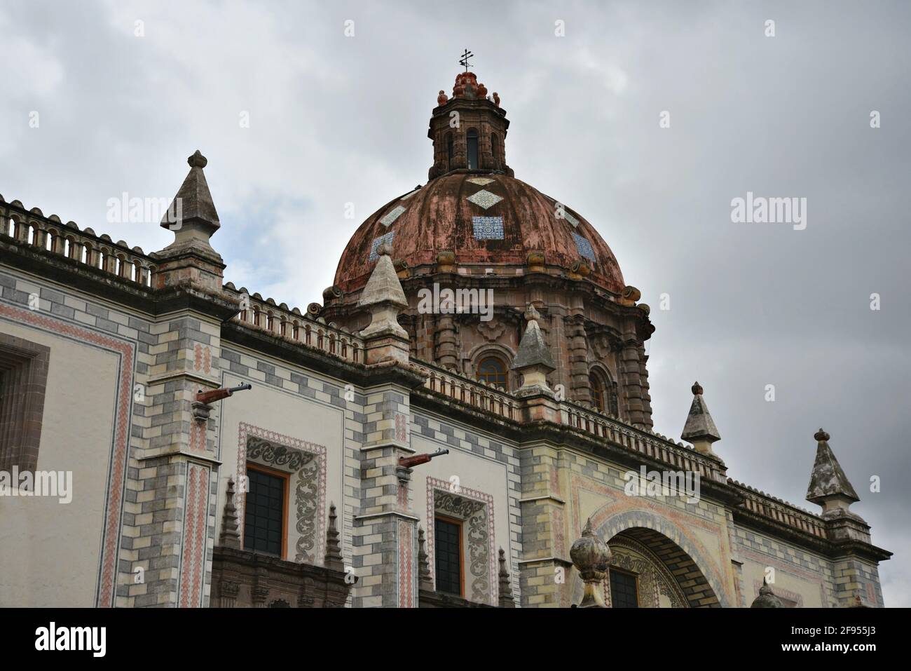 Dome view of the Baroque style Santa Rosa de Viterbo in Plazuela Mariano de Las Casas, Santiago de Querétaro, Mexico. Stock Photo