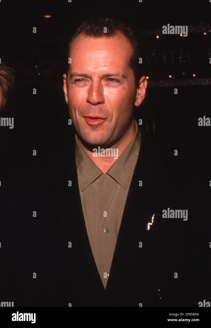 Bruce Willis Circa 1980's Credit: Ralph Dominguez/MediaPunch Stock Photo -  Alamy, image size:896x1390