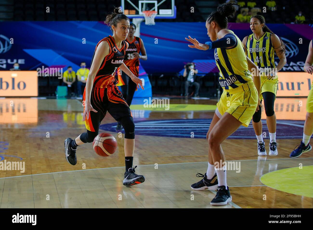 ISTANBUL, Turkey. 16th Apr, 2021: Basketbal: Fenerbahce Oznur Kablo v UMMC Ekaterinburg: Istanboel ISTANBUL, Turkey. 16th Apr, 2021. APRIL 16: Alba Torrens of UMMC Ekaterinburg during the Euroleague Women Final Four match between Fenerbahce Oznur Kablo and UMMC Ekaterinburg at Volkswagen Arena on April 16, 2021 in Istanbul, Turkey (Photo by /Orange Pictures) Credit: Orange Pics BV/Alamy Live News Stock Photo