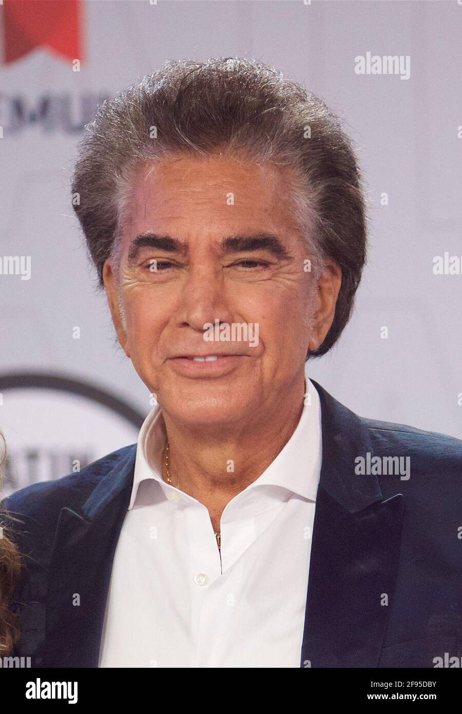 21 LATIN AMERICAN MUSIC AWARDS "Red Carpet" Pictured Jose Luis
