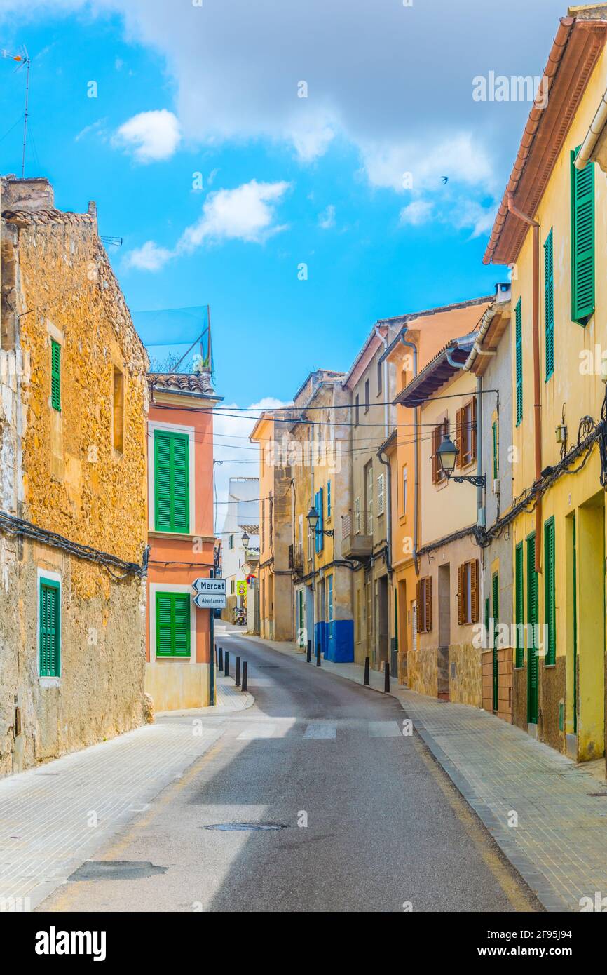 View of a narrow street in Felanitx, Mallorca, Spain Stock Photo
