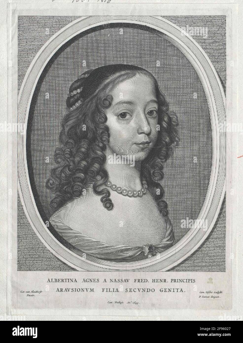 Albertine Agnes, Princess of Orania, Countess of Nassau as a girl: chest picture, half of the right; with side curly hair, pearl cord thread at the backhead, pearl necklace; ; in a shoulder-free dress; Small jewel with pearl at the neckline; In tilt. Oval framing; Rectangular extension; Below the representation Latin. Legend, on both sides of the terms; Netherest privilege note, dated. Copper engraving by Cornelis Vissscher (d. J.) under the direction of Pieter Soutman after painting by Gerrit van Honthorst. Stock Photo