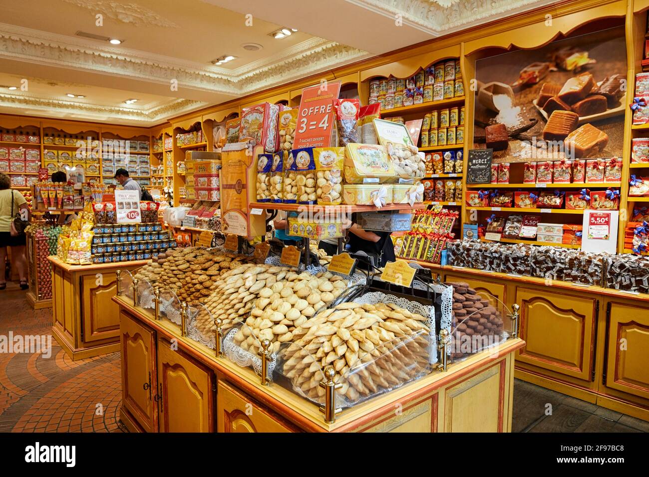 La Cure Gourmande store on L'Ile Saint Louis Island in Paris France Stock Photo