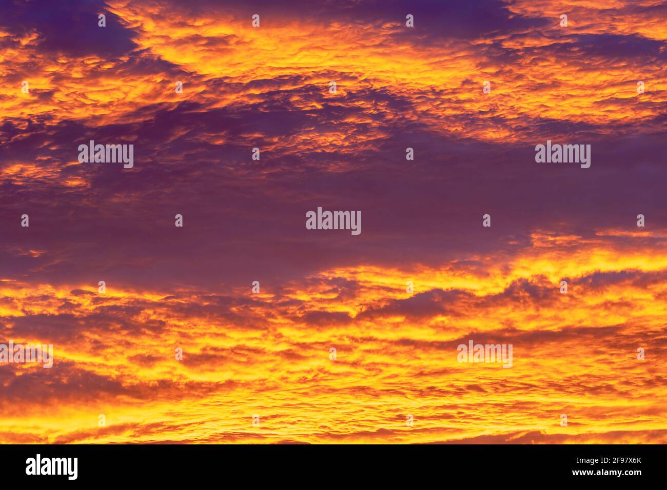 Cloud set weather theme hi-res stock photography and images - Alamy