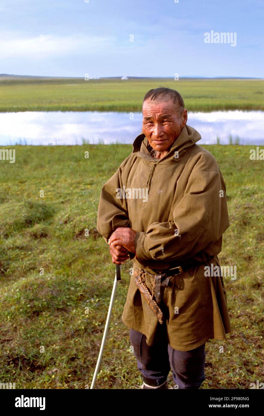 Urangi Nomad, Chukchi reindeer herder, Magadon Region, Siberia, former Soviet Union Stock Photo