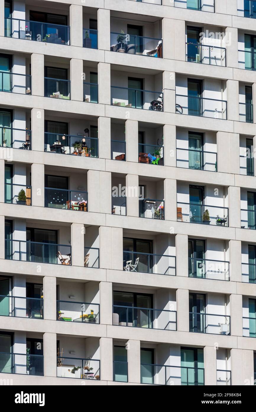 Vienna, apartment house DC Living in Donau City, loggias, concrete