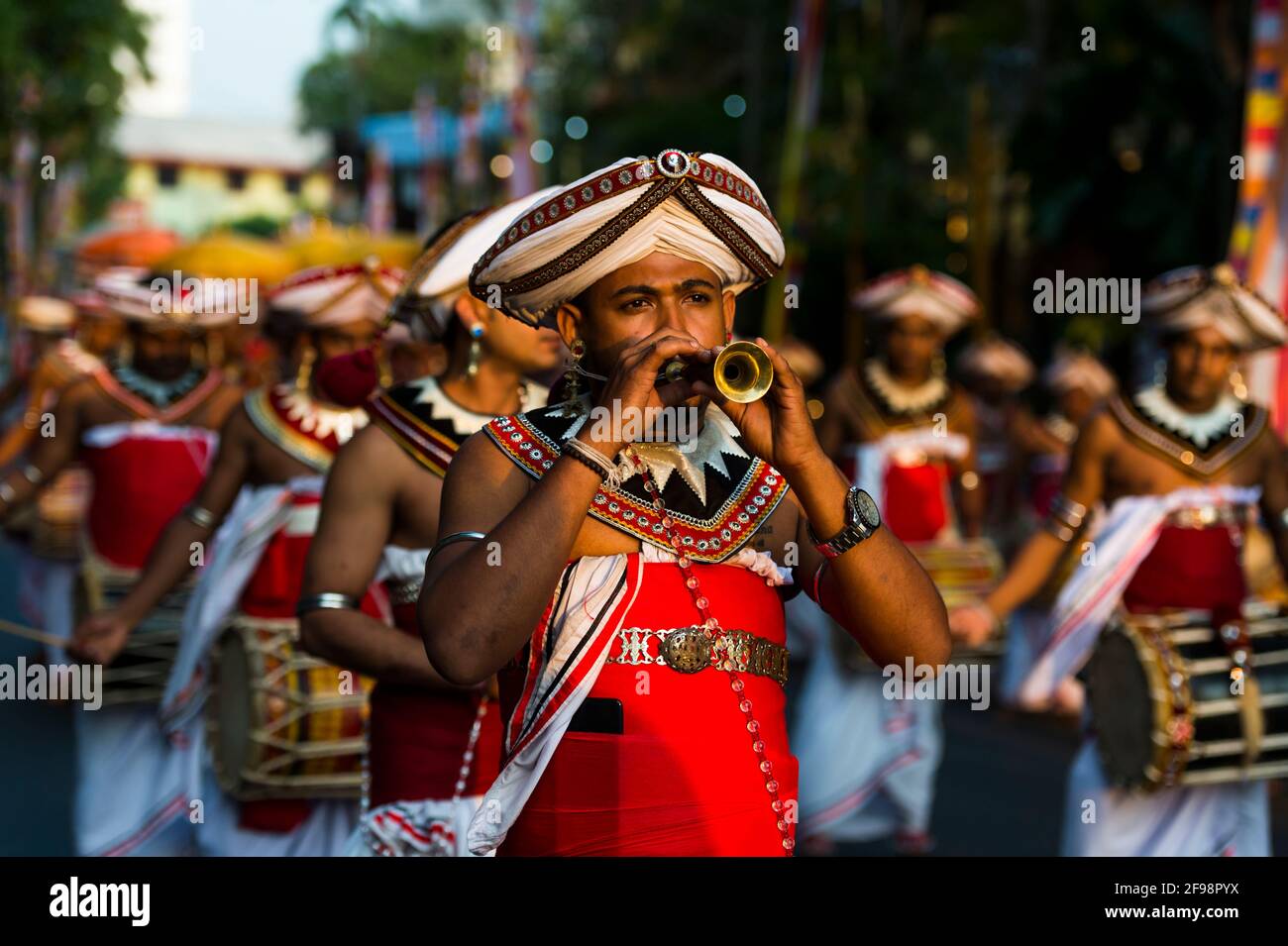 Sri Lanka, Colombo, Gangaramaya Temple, The Nawam Maha Perahera 