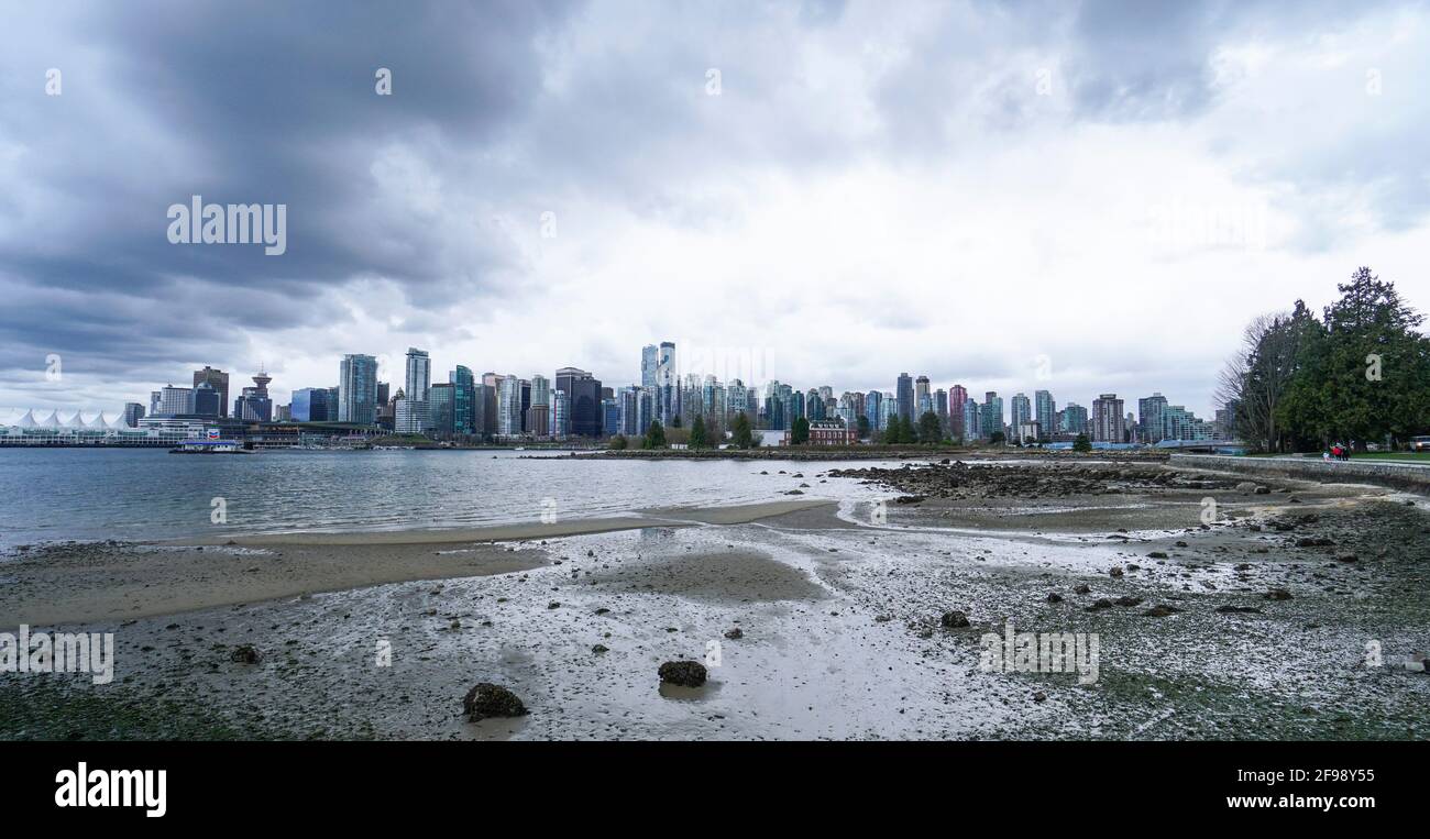 City view from stanley park hi-res stock photography and images - Alamy