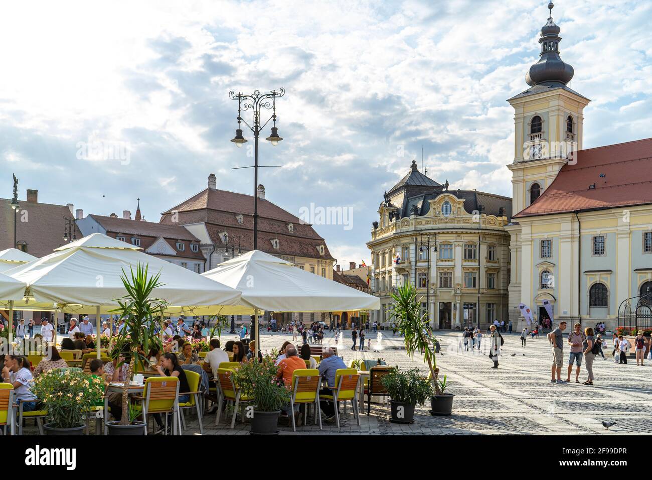 Town hall with town hall square in Hermannstadt (Sibiu), Romania Stock  Photo - Alamy