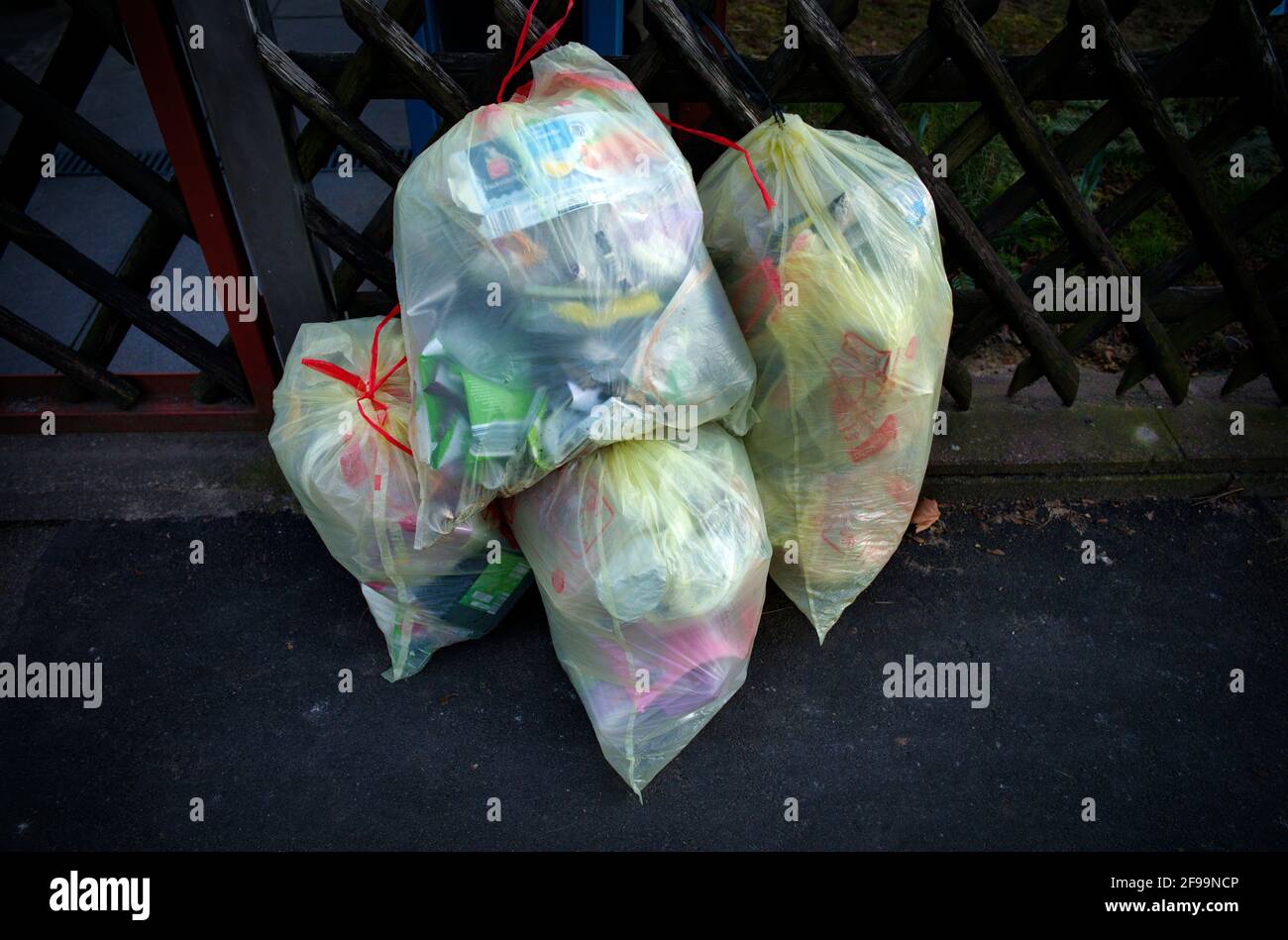 Bins recycling germany hires stock photography and images Alamy