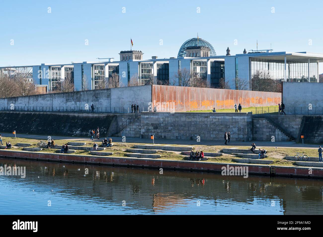 Berlin, Tiergarten, LudwigErhardUfer, Spreebogenpark, PaulLöbeHaus