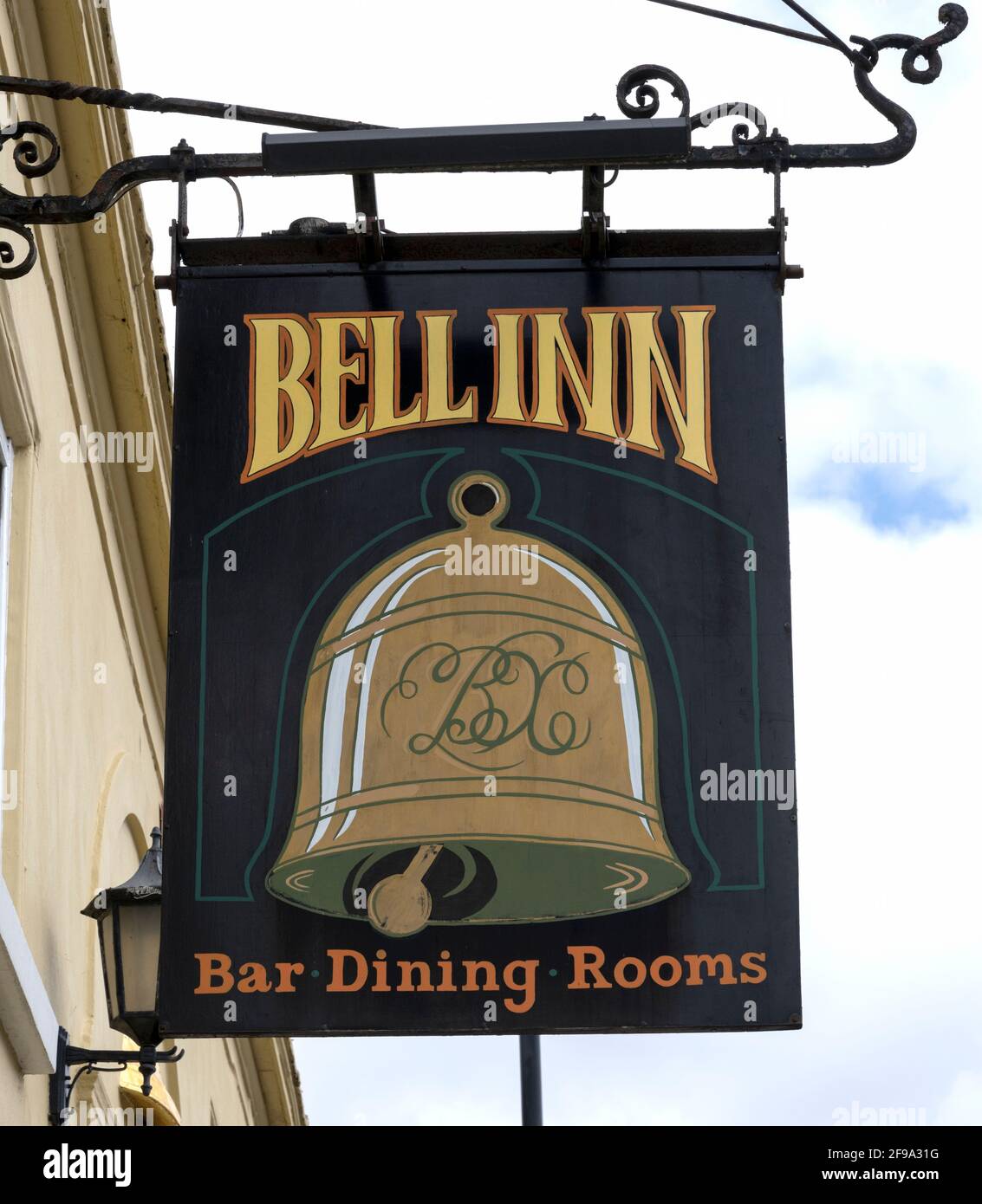 Traditional hanging pub sign at the Bell Inn public house, West Street, Alresford, Hampshire, England, UK Stock Photo