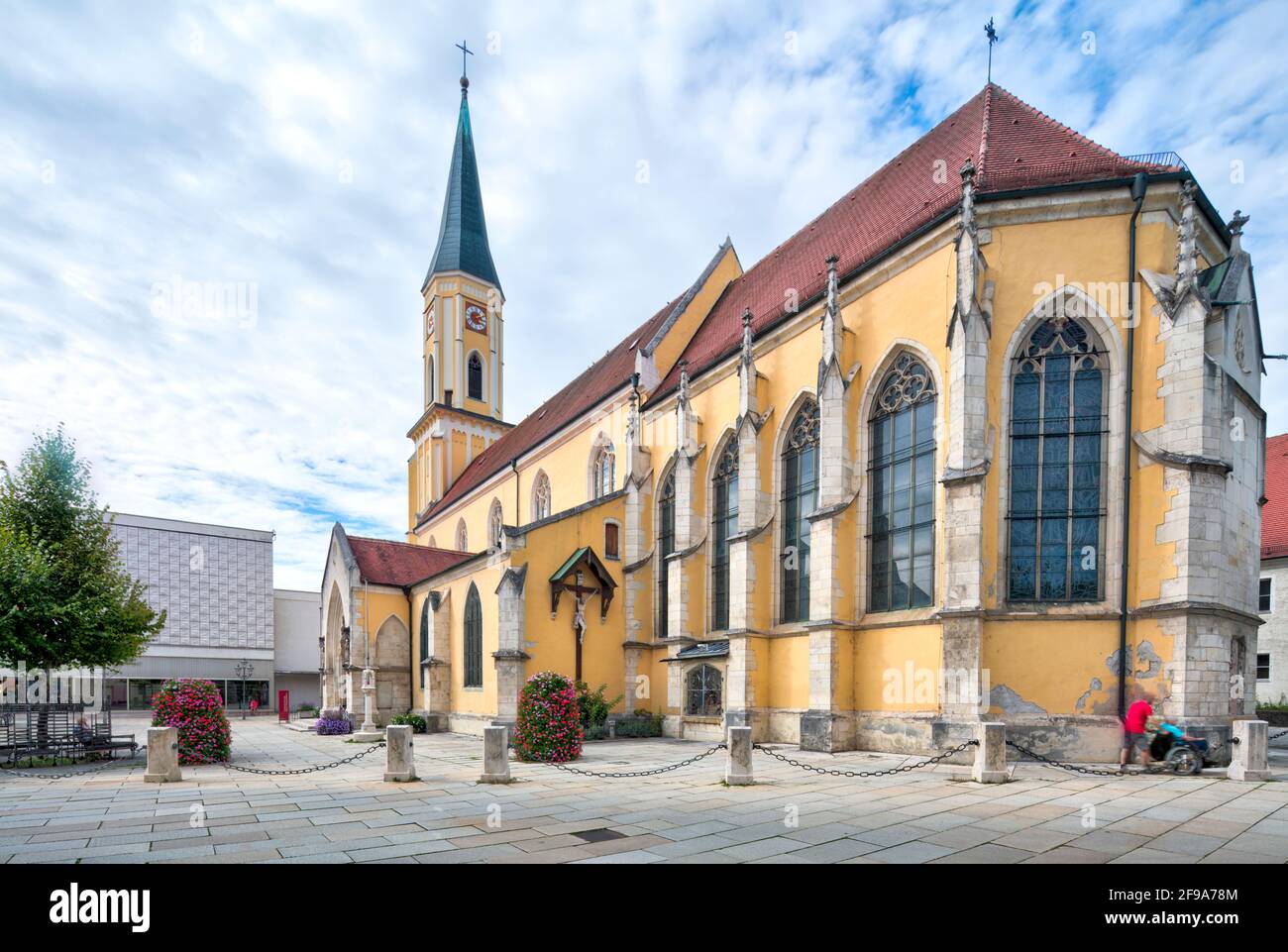 stadtpfarrkirche mariä himmelfahrt kelheim