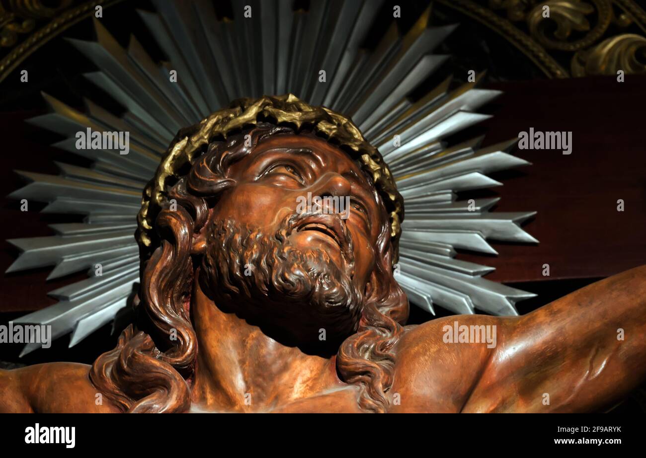 Crown of thorns images hi-res stock photography and images - Alamy