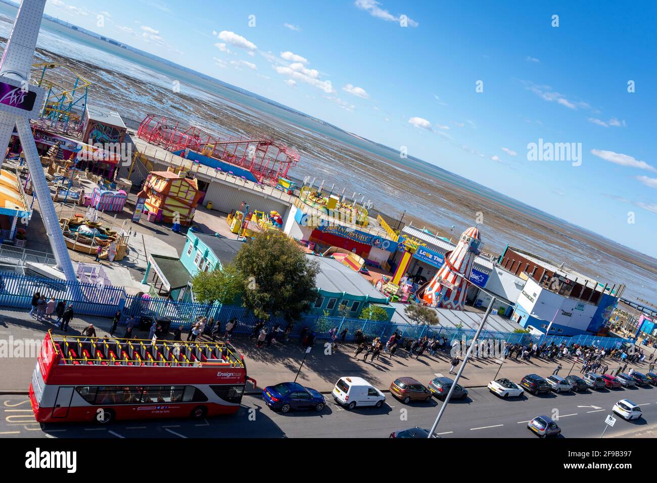Southend On Sea Essex UK 17th Apr 2021 The Seaside Town Of southend-on-sea-essex-uk-17th-apr-2021-the-seaside-town-of