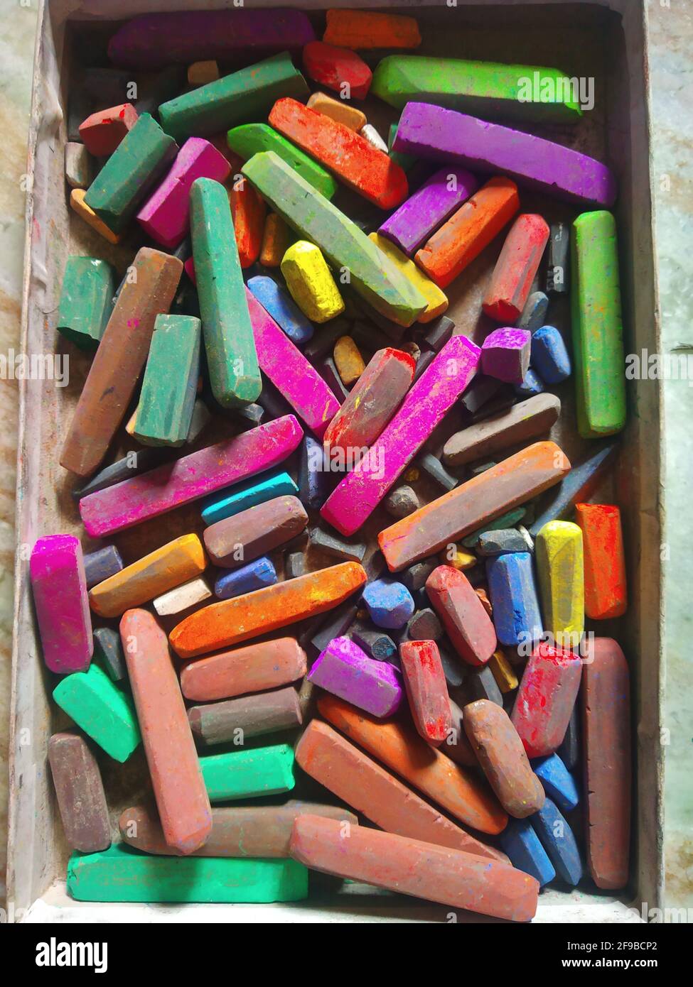 Artists chalk pastels original pastel hi-res stock photography and images -  Alamy