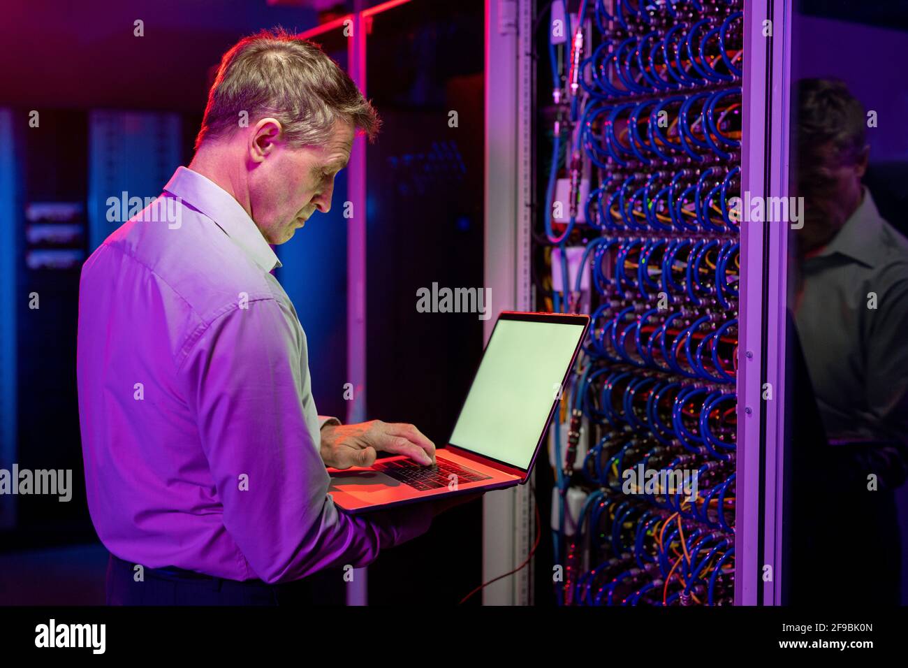 Network engineer hires stock photography and images Alamy