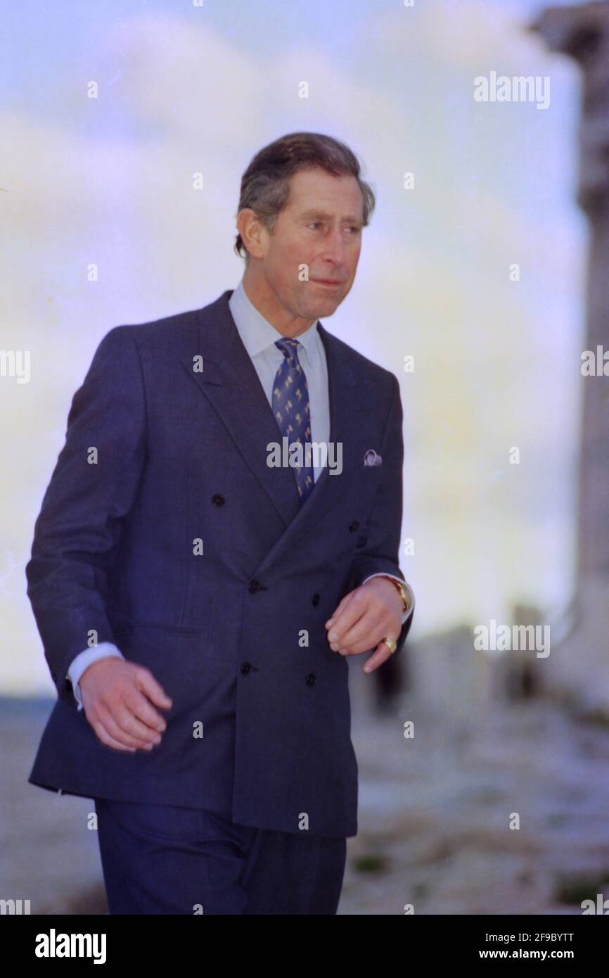 Charles, Prince of Wales, on the steps of the Parthenon, during his first official visit in the Acropolis of Athens, Greece, on 23 November,1998. Photo: Dimitris Aspiotis Stock Photo