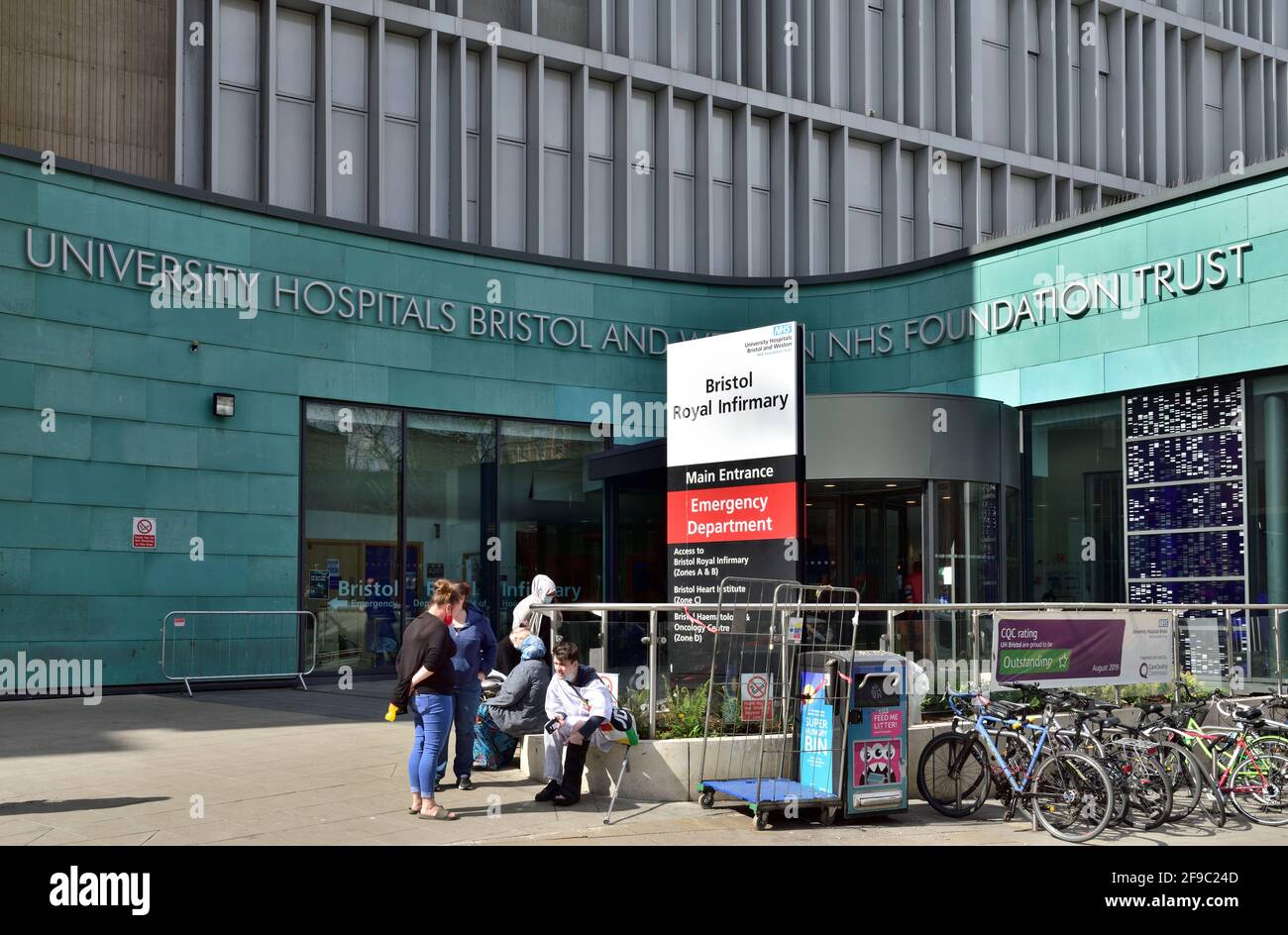 Bristol Royal Infirmary, University Hospitals Bristol and Weston NHS Foundation Trust, hospital entrance Stock Photo