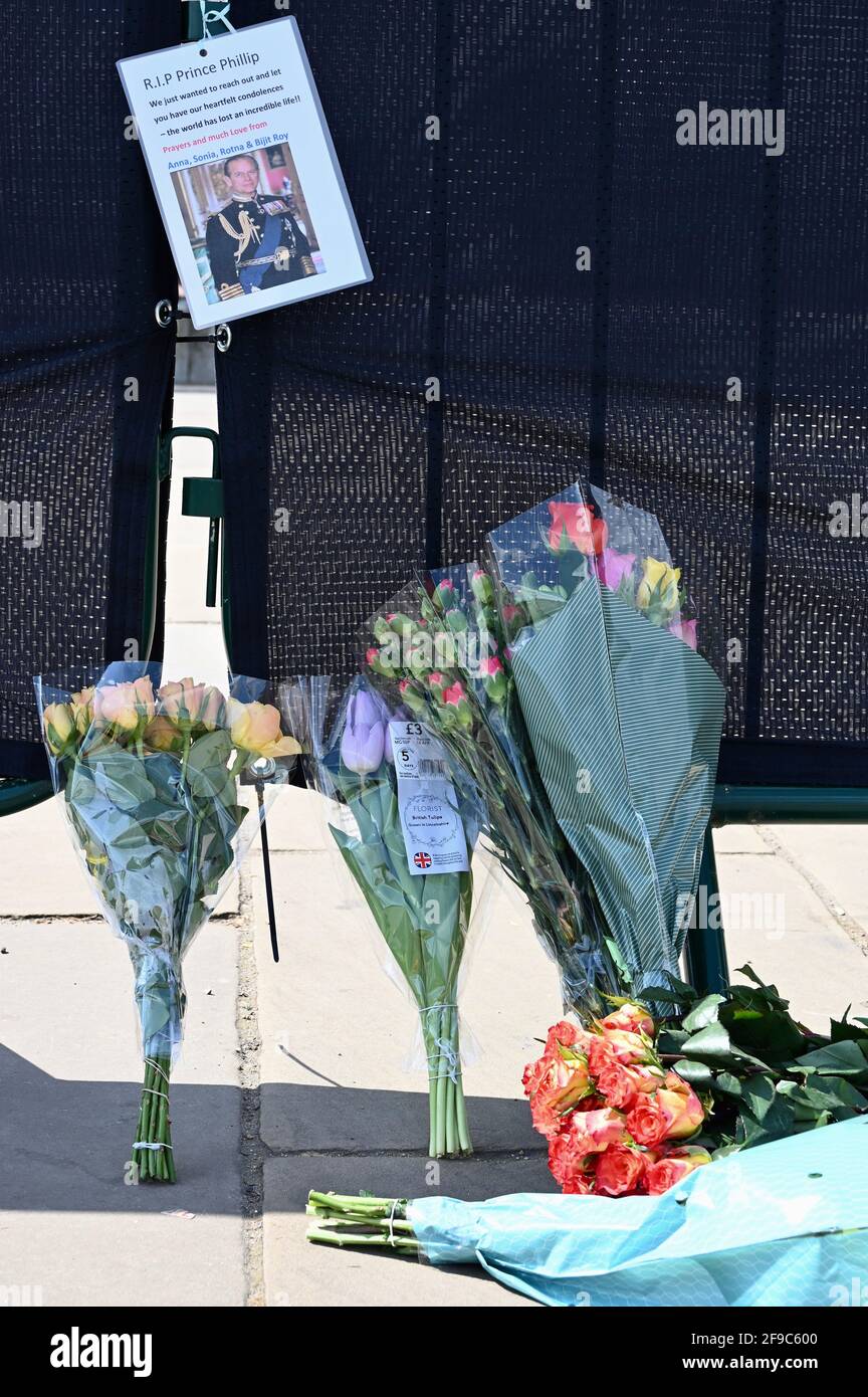 Floral Tributes in memory of Prince Philip who died on 09.04.21. Buckingham Palace, Westminster, London. UK Stock Photo