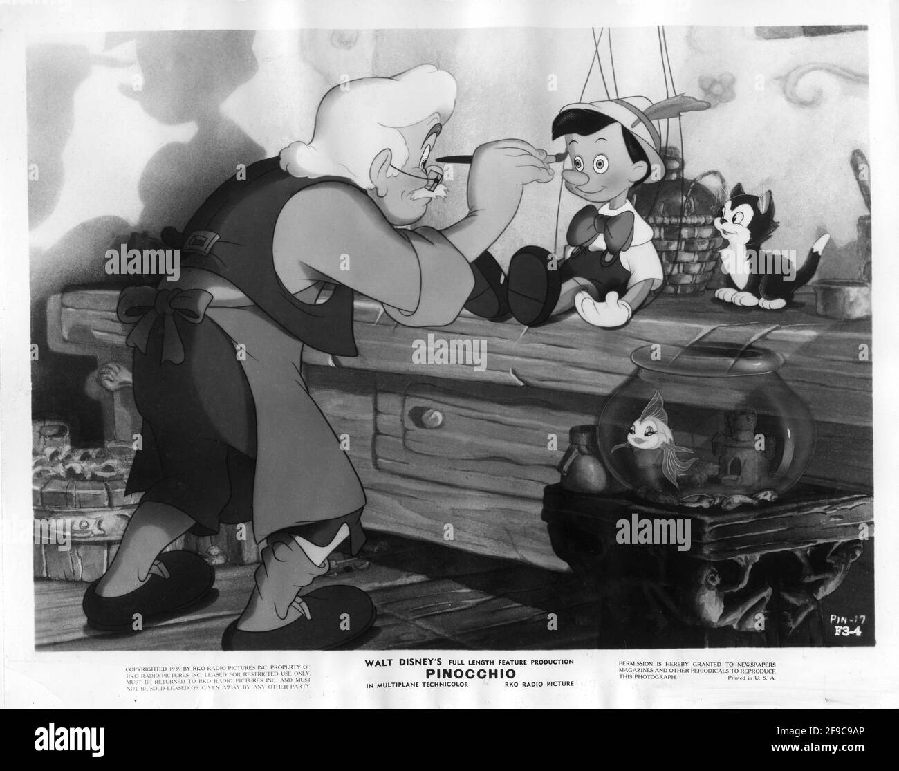 WALT DISNEY'S PINOCCHIO 1940 directors Norman Ferguson T.Hee Wilfred Jackson Jack Kinney Hamilton Luske Bill Roberts and Ben Sharpsteen story Carlo Collodi cartoon feature film Walt Disney productions / RKO Radio Pictures Stock Photo