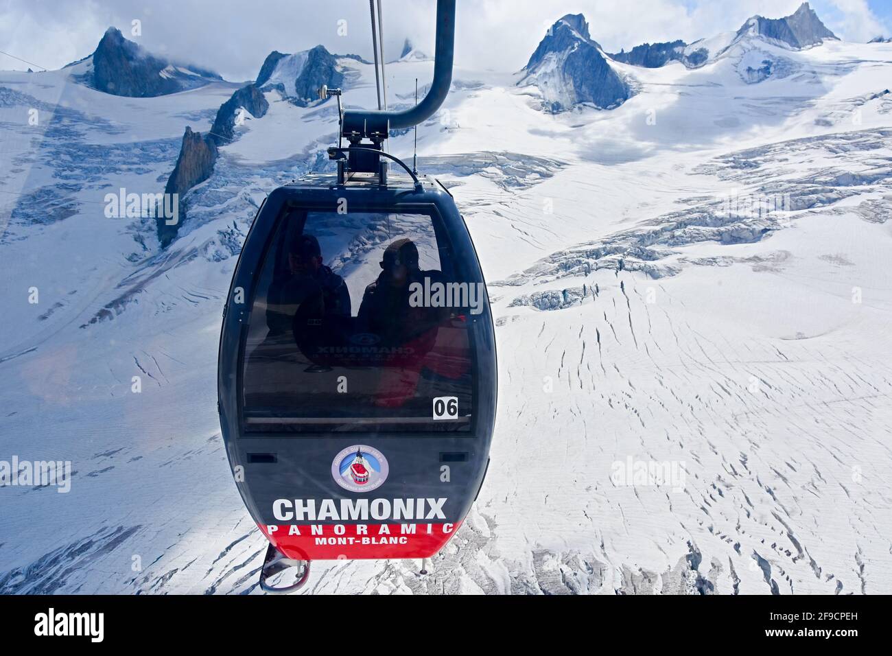 Panoramic Mont Blanc cable car with route: Aiguille du Midi - Pointe Helbronner Chamonix-Mont-Blanc, Haute-Savoie, France Stock Photo