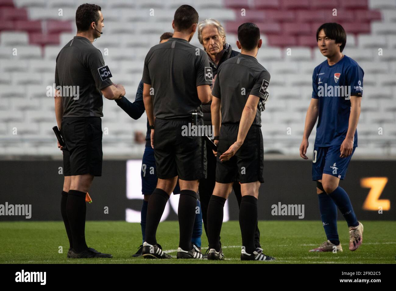 Lisbon Portugal 17th Apr 2021 Jorge Jesus Benfica S Coach Talking To The Referees During The Mens Liga Nos Game Between Sl Benfica And Gil Vicente At Luz Stadium In Lisbon Portugal