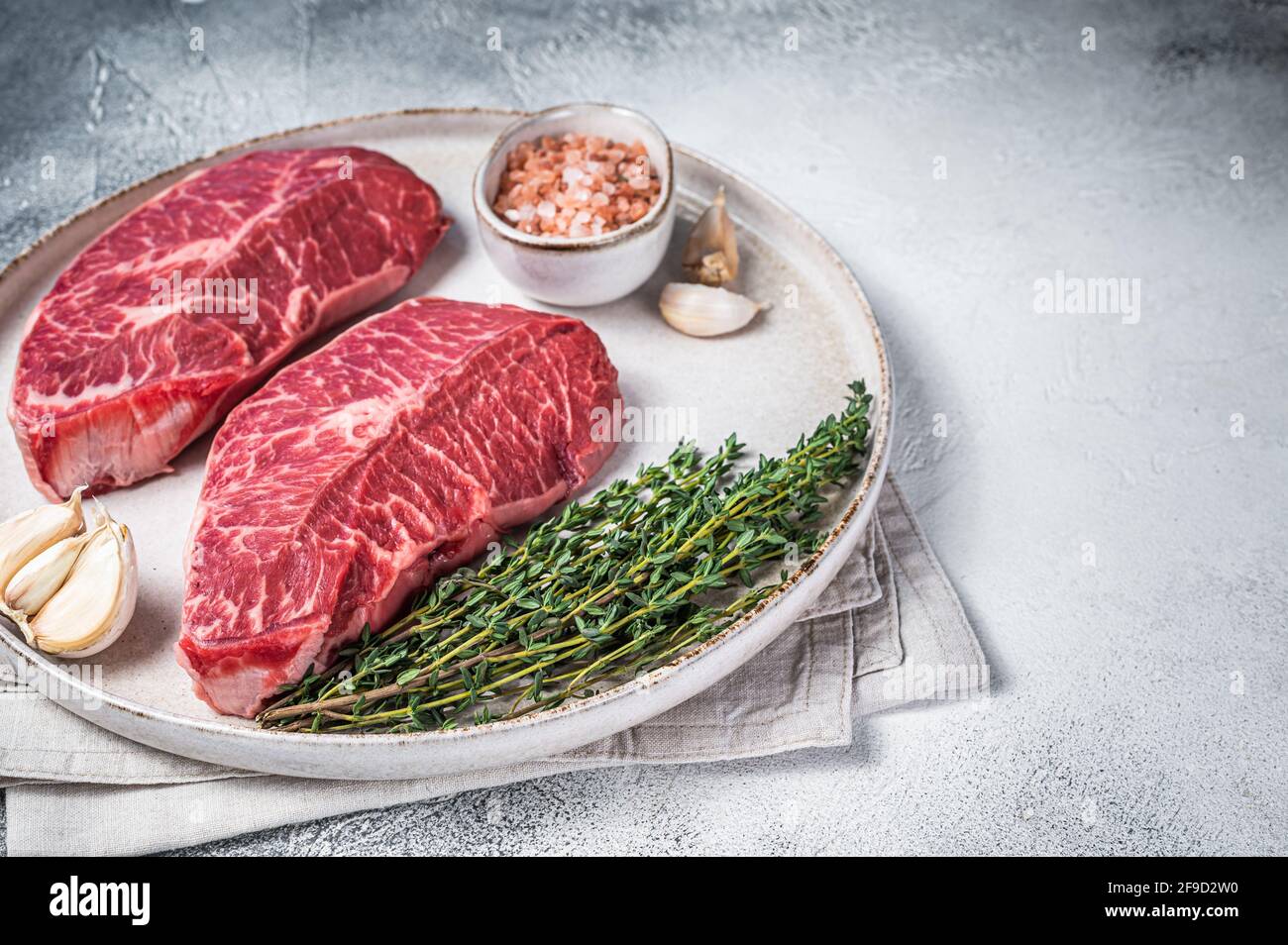 Oyster blade roast hires stock photography and images Alamy