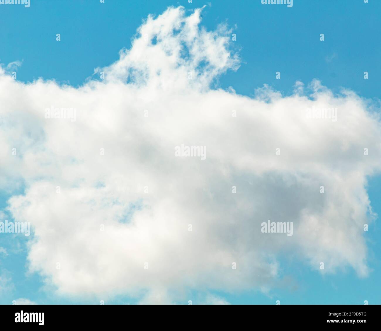 Shot big fluffy cloud hi-res stock photography and images - Alamy