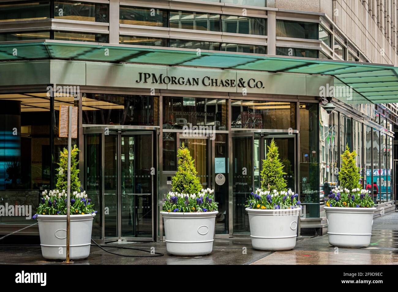 USA. 17th Apr, 2021. Main entrance at Chase headquarters in