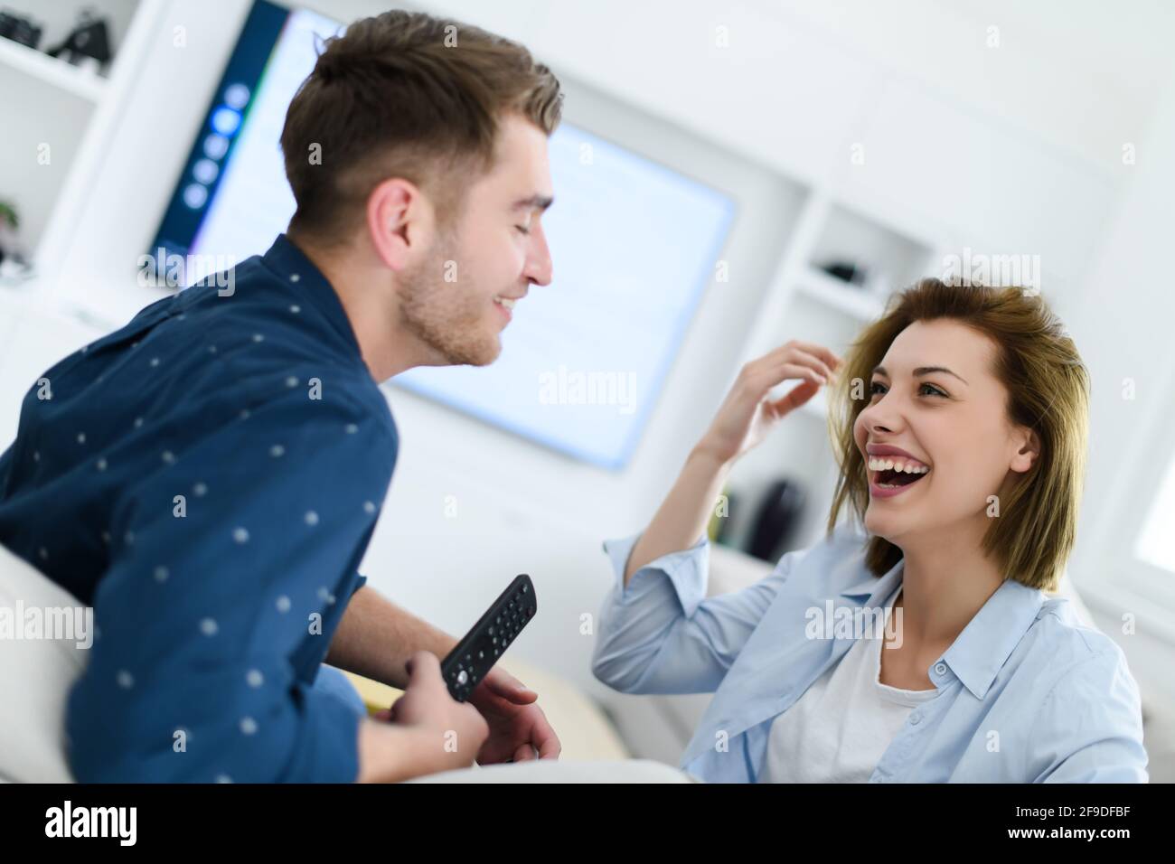 Happy married couple enjoys hi-res stock photography and images - Alamy