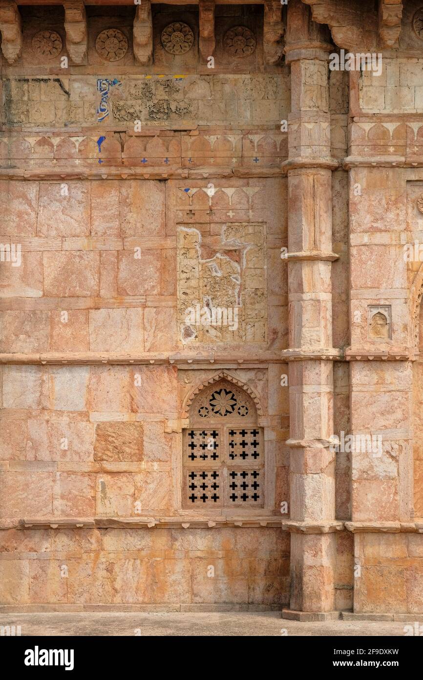 Detail of the tomb of Darya Khan in Mandu, Madhya Pradesh, India. Stock Photo