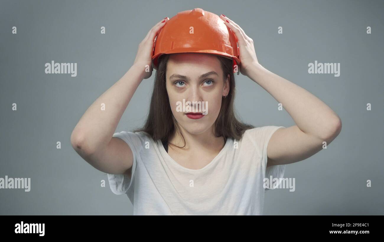 Grey helmet hi-res stock photography and images - Alamy