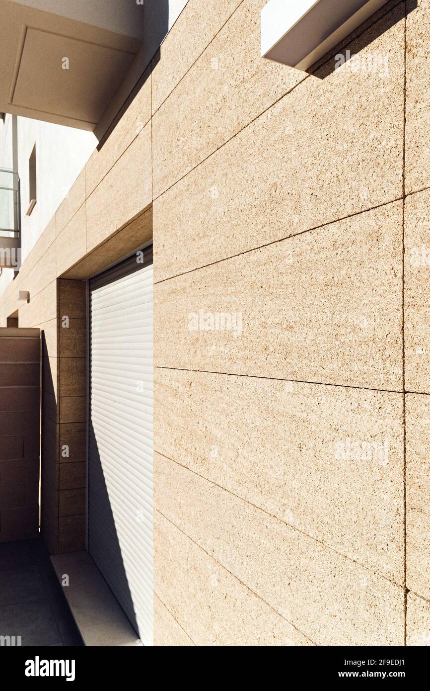 Shadow building architecture hi-res stock photography and images - Alamy