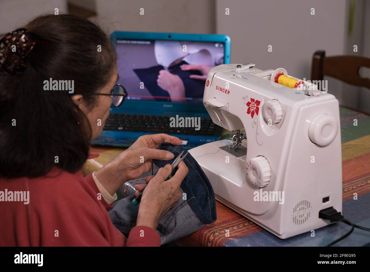 Automatic Industrial Sewing Machine For Stitch By Digital Pattern Modern Textile Industry Stock Photo Alamy