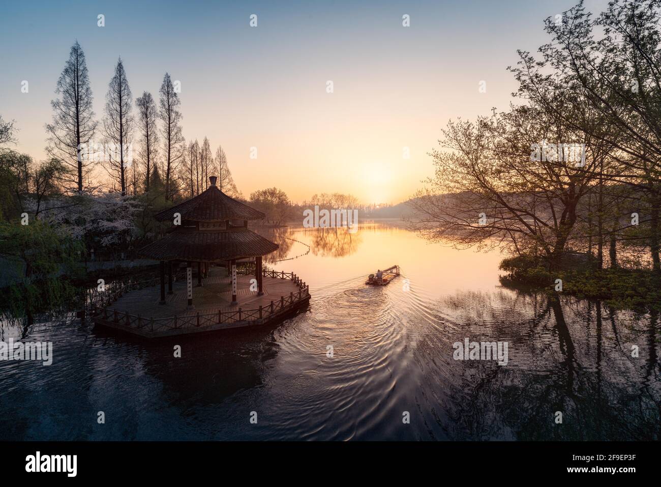 sunrise-landscape-in-maojiabu-a-beautiful-public-park-of-west-lake-in