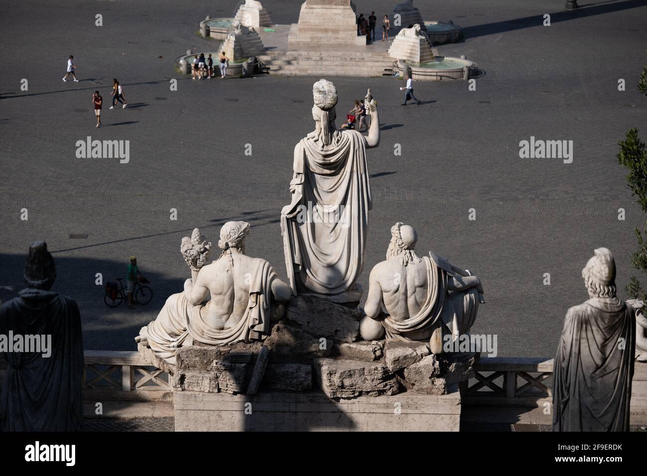 Italy, Rome, Fountain of the Goddess Rome (Fontana della Dea Roma) sculptures facing the Piazza del Popolo city square Stock Photo