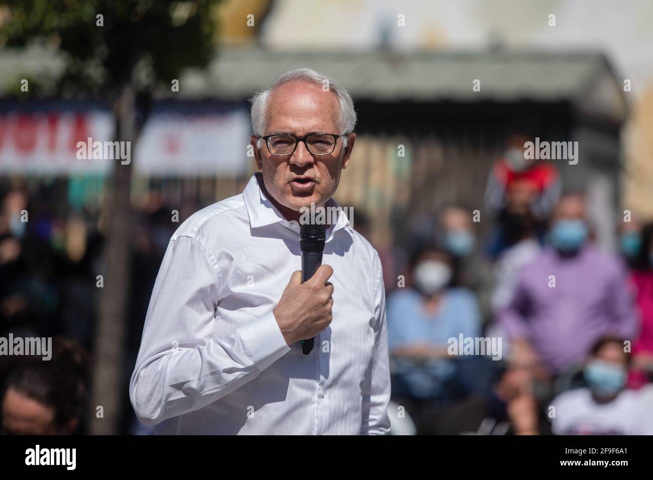 Madrid, Spain. 18th Apr, 2021. Spanish hard-left Podemos party candidate Agustin Moreno speaks during a campaign meeting for the regional elections in LavapiÈs. Credit: SOPA Images Limited/Alamy Live News Stock Photo