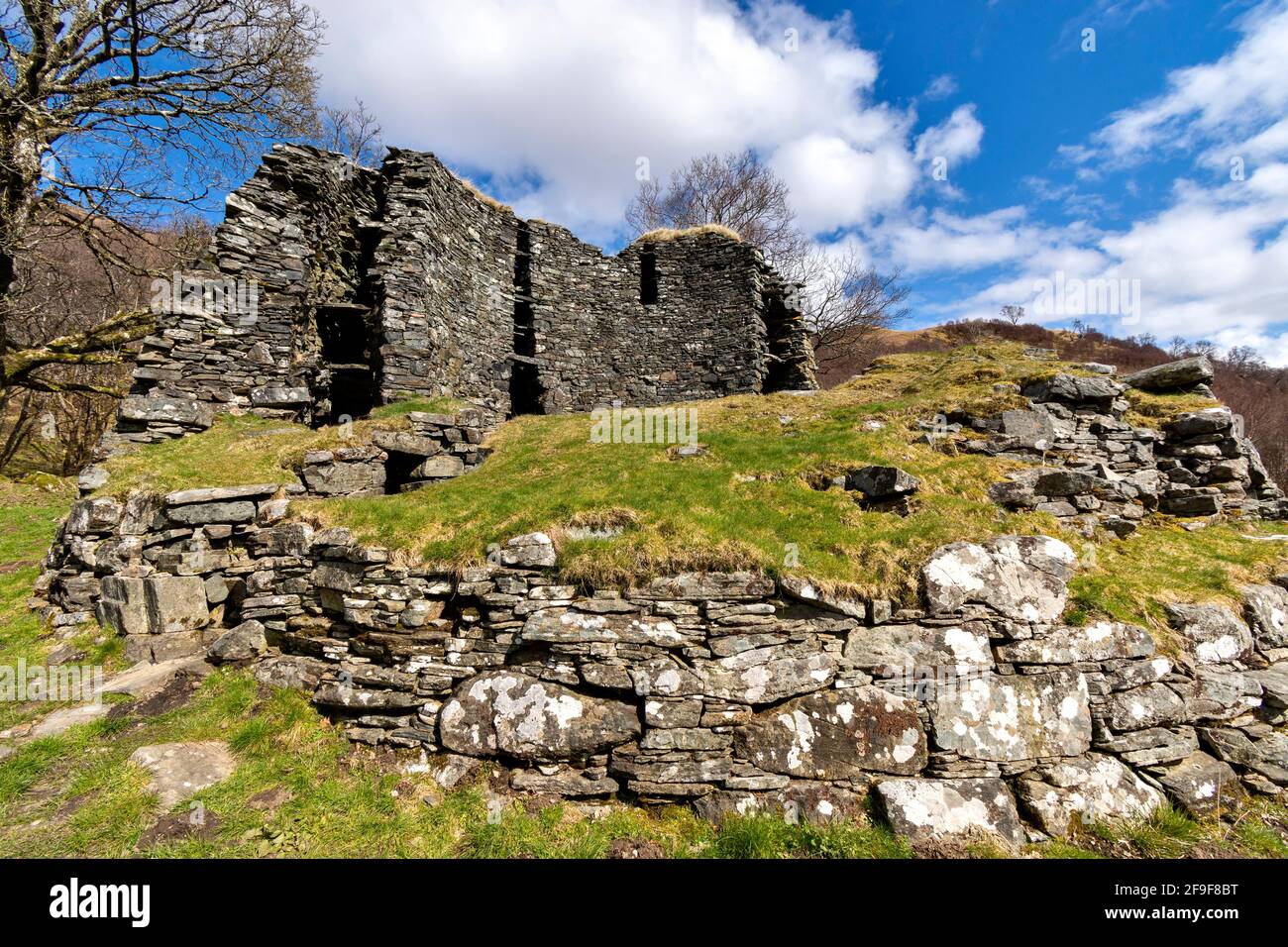 GLENELG HIGHLANDS SCOTLAND DUN TRODDAN BROCH VIEW FROM THE SOUTH WEST Stock Photo