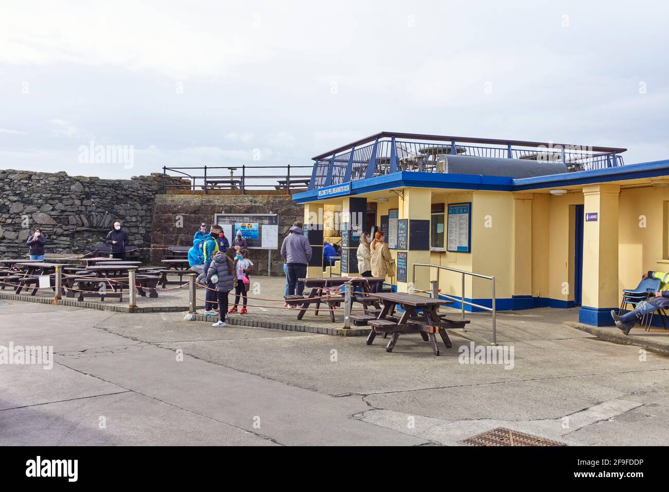 Breakwater kiosk hires stock photography and images Alamy