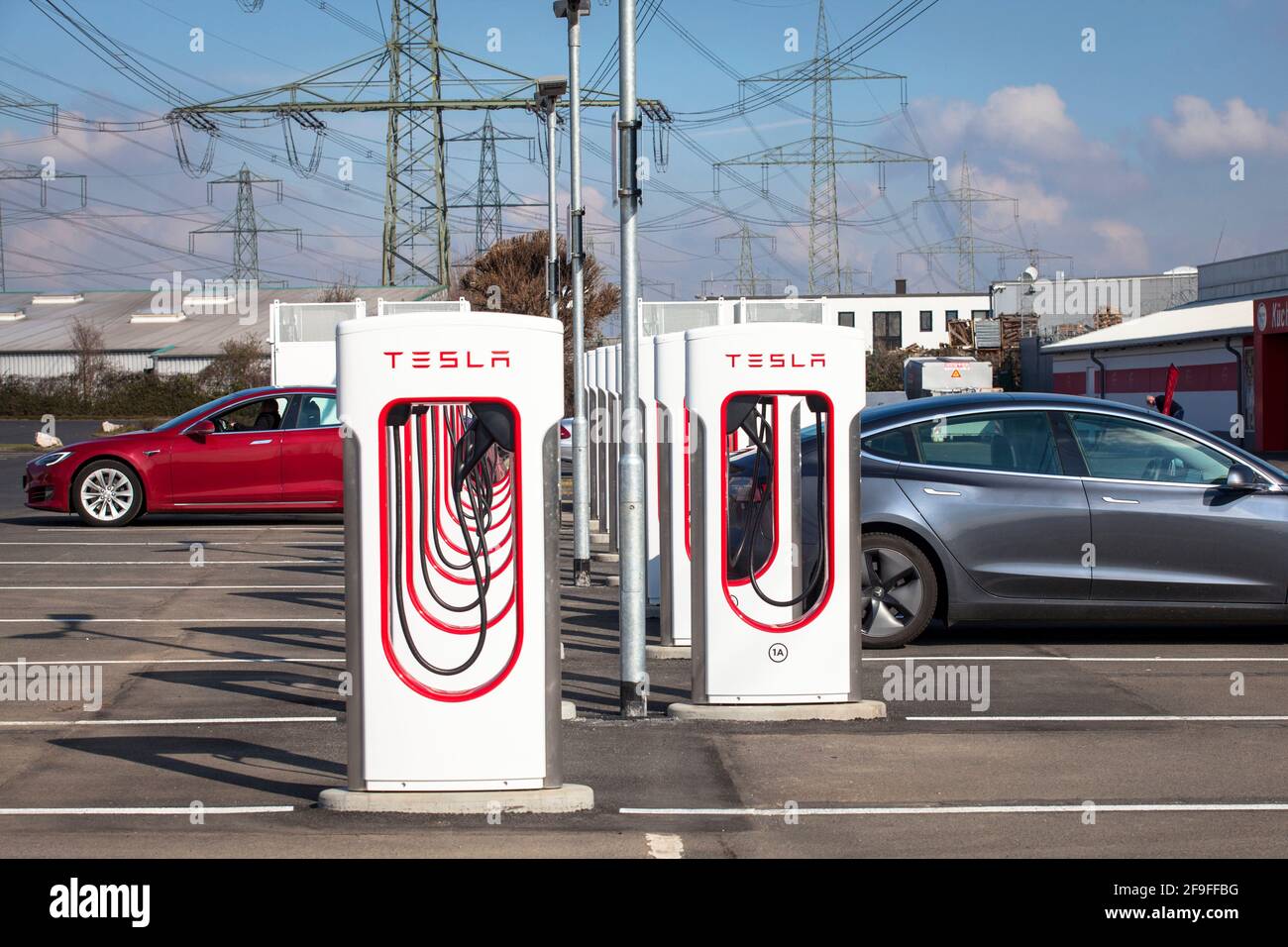 Supercharger charging station for Tesla electric vehicles, Tesla Model
